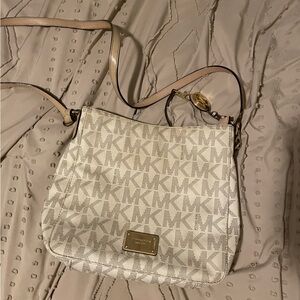 Michael kors cross body